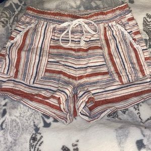 adorable flowy beach shorts w pockets